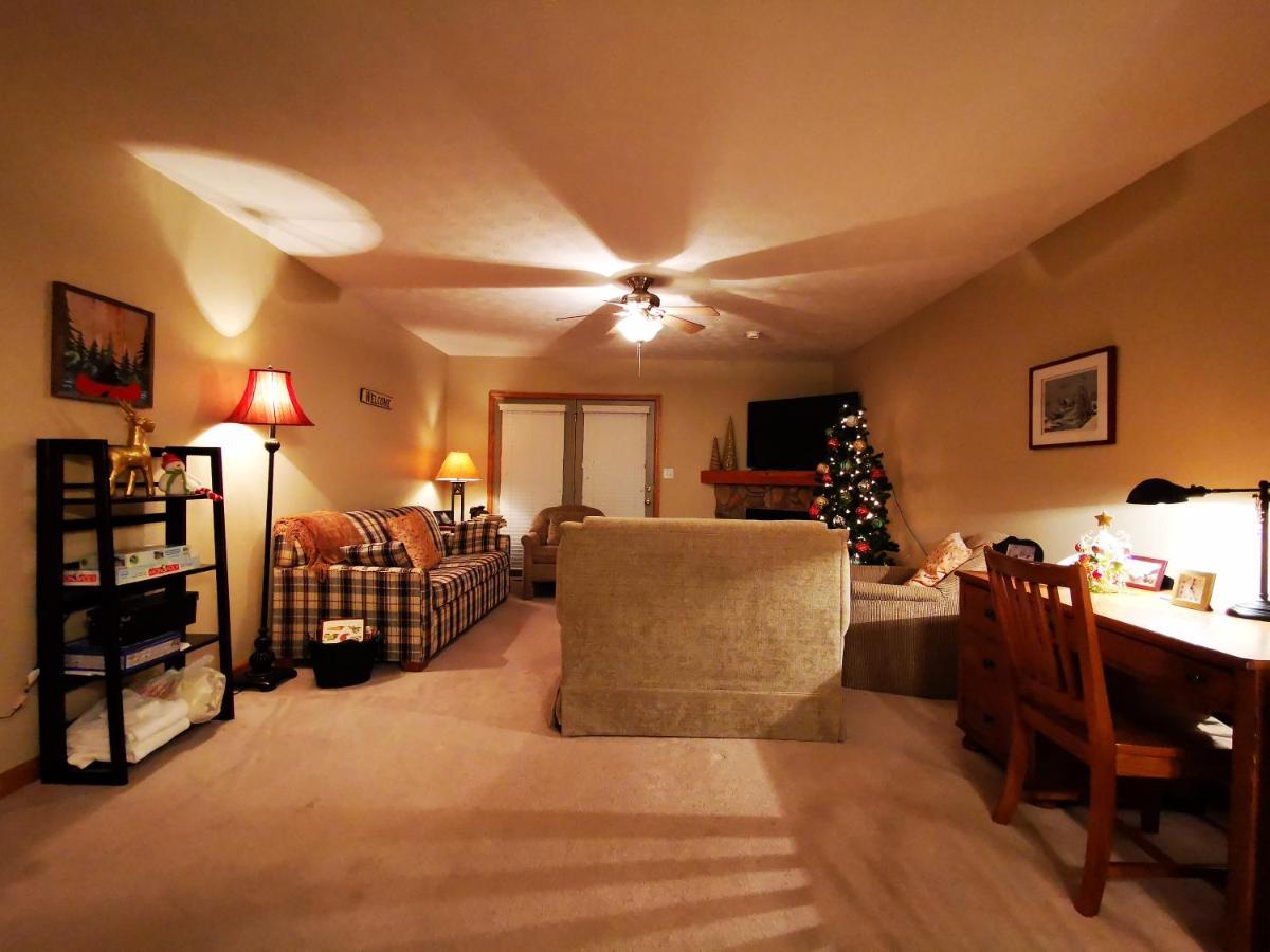 Gorgeous House For Ski Retreat Or Mountain Vacations 斯诺肖 外观 照片
